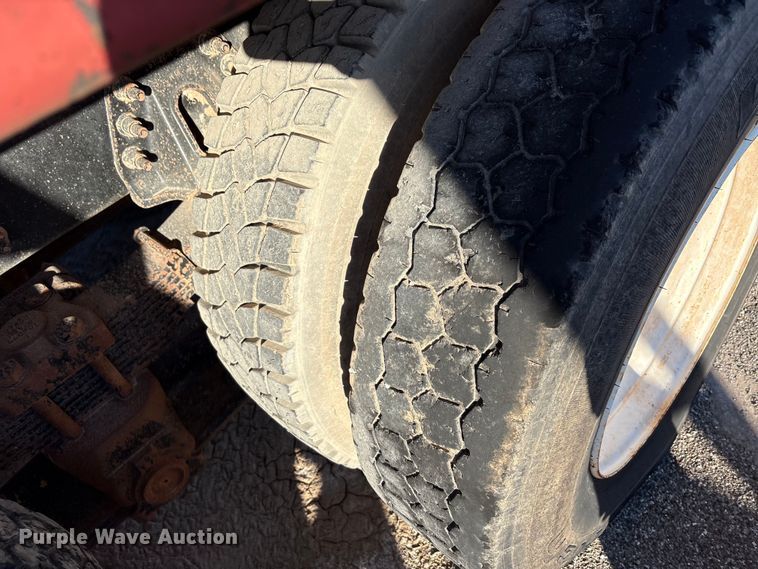 image for item EA7655 2009 International SF625 dump truck