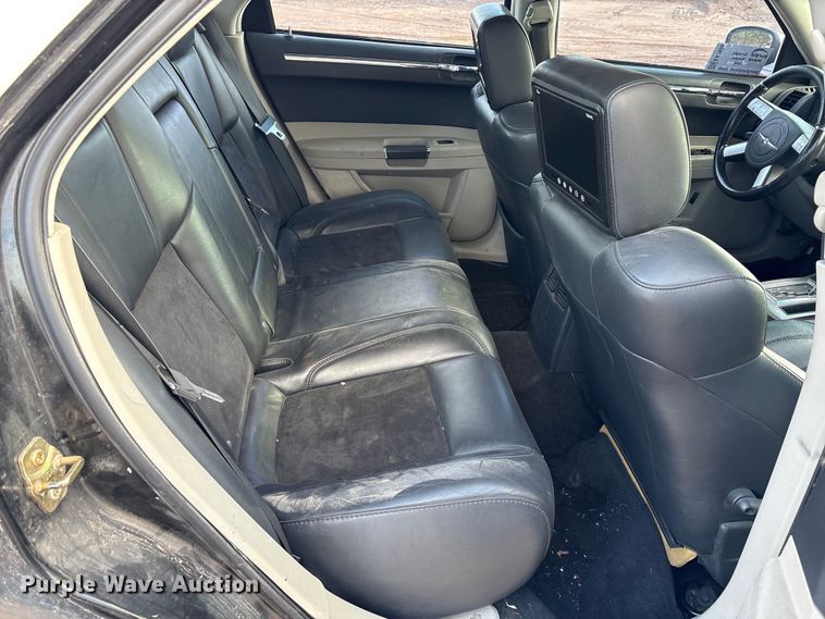 image for item EA7656 2006 Chrysler 300C 