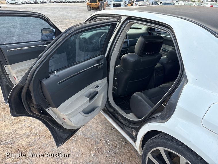 image for item EA7656 2006 Chrysler 300C 