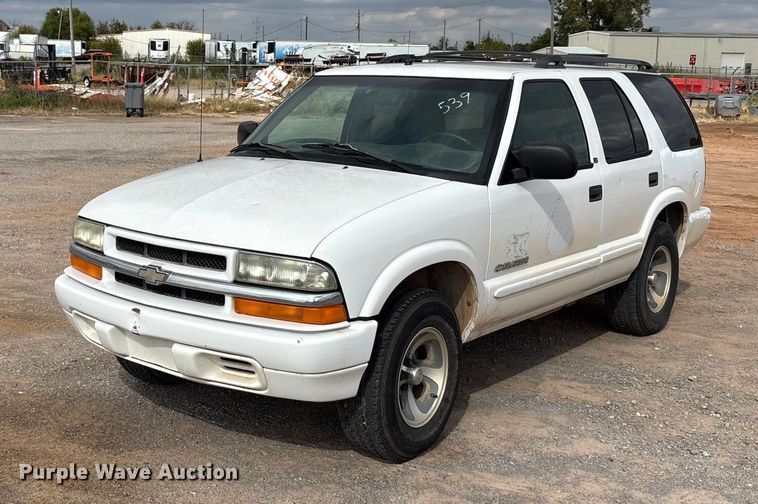 image for item EA7659 2002 Chevrolet Blazer SUV