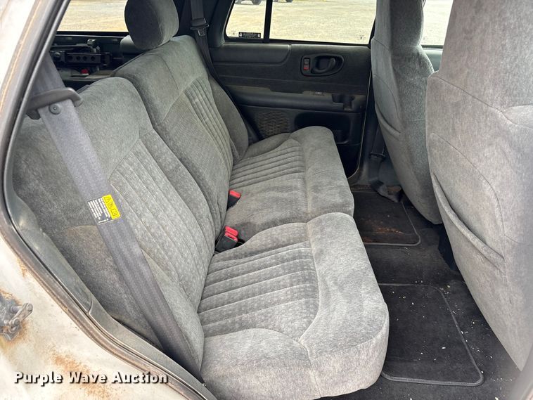 image for item EA7659 2002 Chevrolet Blazer SUV