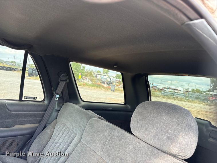 image for item EA7659 2002 Chevrolet Blazer SUV