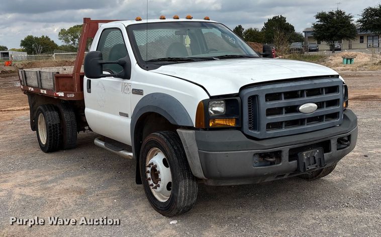 image for item EA7660 2007 Ford F450 Super Duty dump flatbed truck