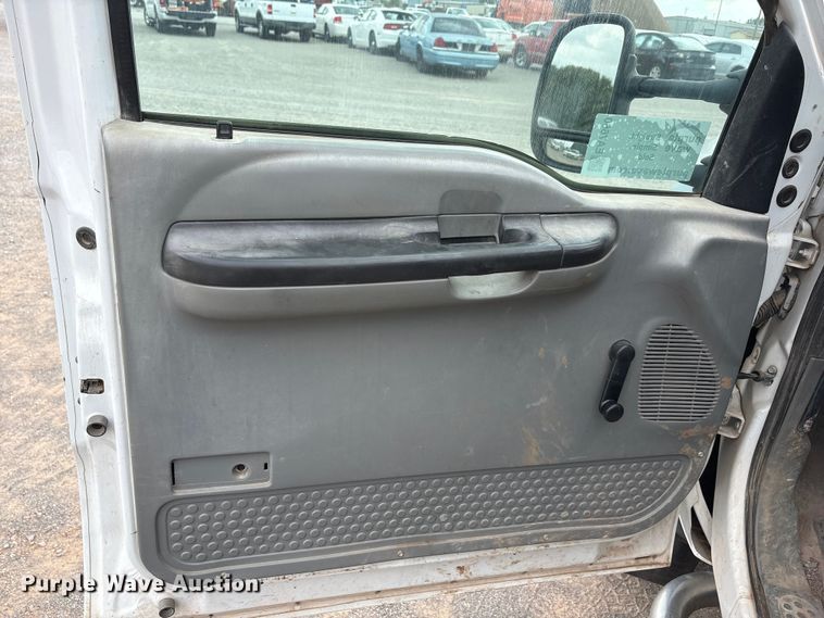 image for item EA7660 2007 Ford F450 Super Duty dump flatbed truck