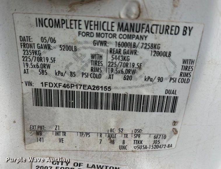 image for item EA7660 2007 Ford F450 Super Duty dump flatbed truck