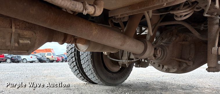 image for item EA7662 2009 Ford F450 Super Duty dump flatbed truck