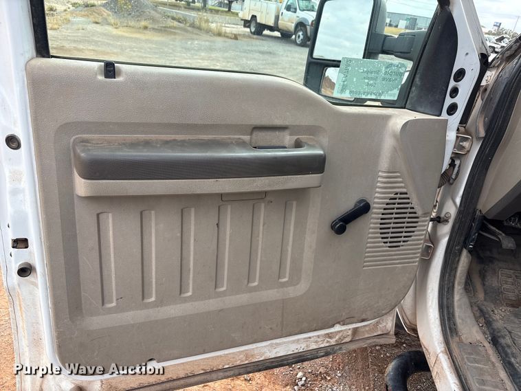 image for item EA7662 2009 Ford F450 Super Duty dump flatbed truck