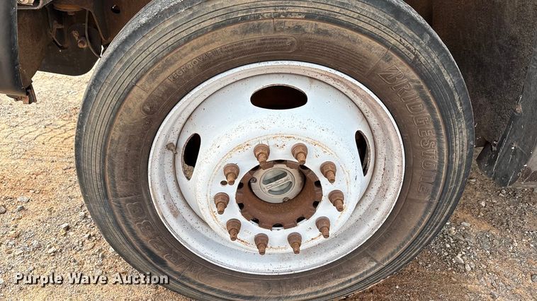 image for item EA7662 2009 Ford F450 Super Duty dump flatbed truck