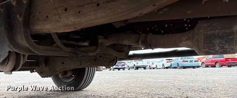 image for item EA7663 2006 Ford F450 Super Duty bucket truck