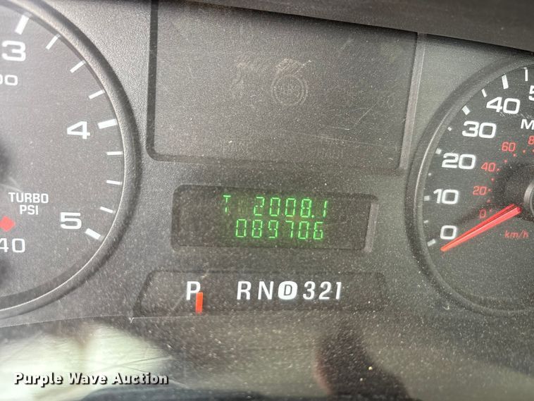 image for item EA7663 2006 Ford F450 Super Duty bucket truck