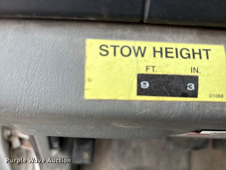 image for item EA7663 2006 Ford F450 Super Duty bucket truck