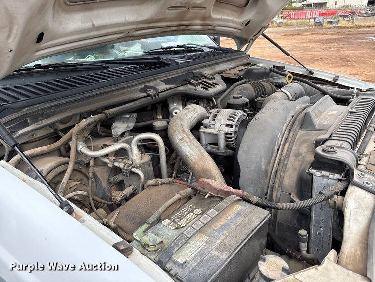 image for item EA7663 2006 Ford F450 Super Duty bucket truck