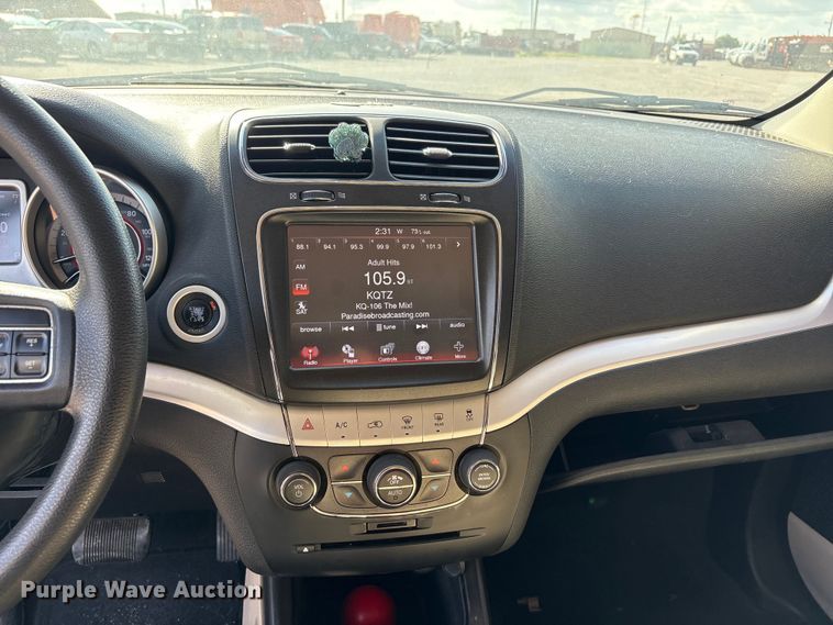 image for item EA7664 2011 Dodge Journey SUV