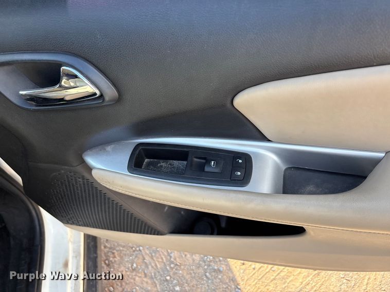 image for item EA7664 2011 Dodge Journey SUV