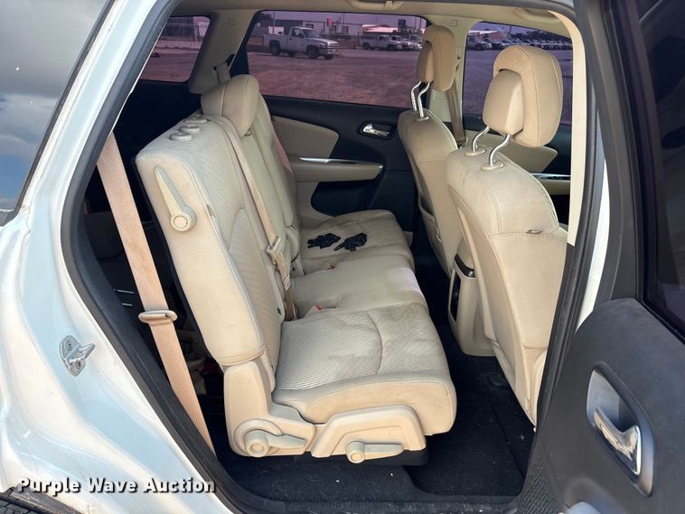 image for item EA7664 2011 Dodge Journey SUV