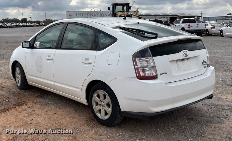 image for item EA7665 2005 Toyota Prius 