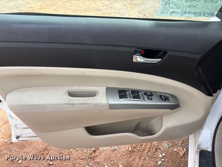 image for item EA7665 2005 Toyota Prius 