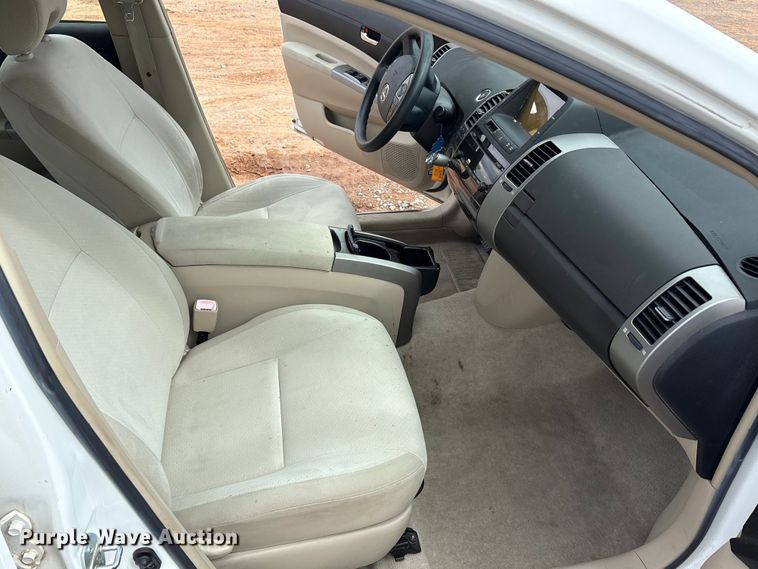 image for item EA7665 2005 Toyota Prius 