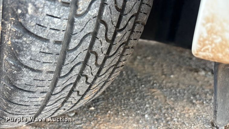 image for item EA7665 2005 Toyota Prius 