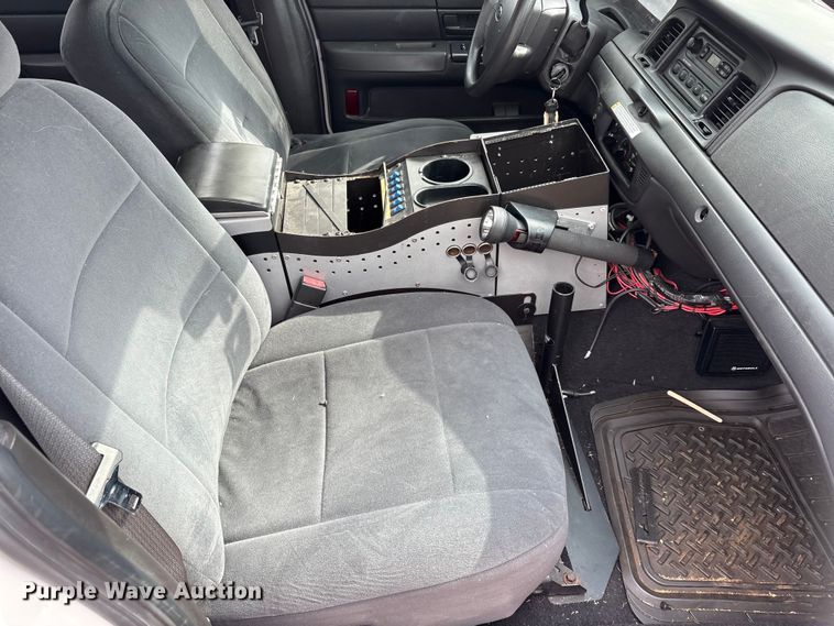 image for item EA7666 2006 Ford Crown Victoria Police Interceptor 