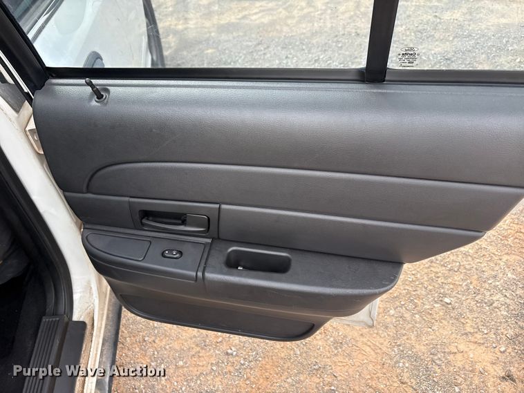 image for item EA7666 2006 Ford Crown Victoria Police Interceptor 