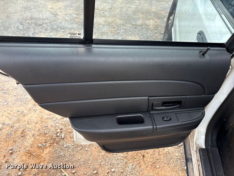 image for item EA7666 2006 Ford Crown Victoria Police Interceptor 