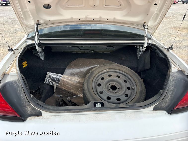 image for item EA7666 2006 Ford Crown Victoria Police Interceptor 