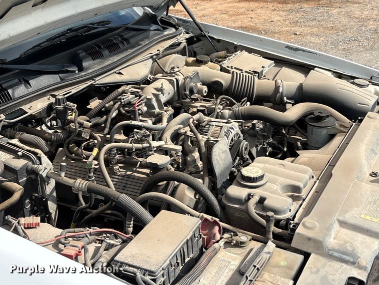 image for item EA7666 2006 Ford Crown Victoria Police Interceptor 