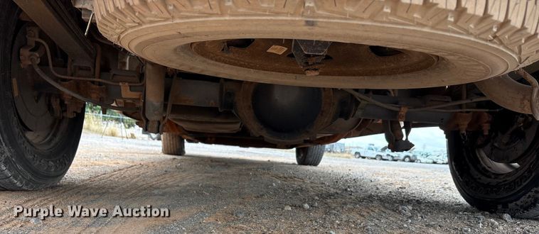 image for item EA7668 2004 Chevrolet Silverado 1500 Ext. Cab pickup truck