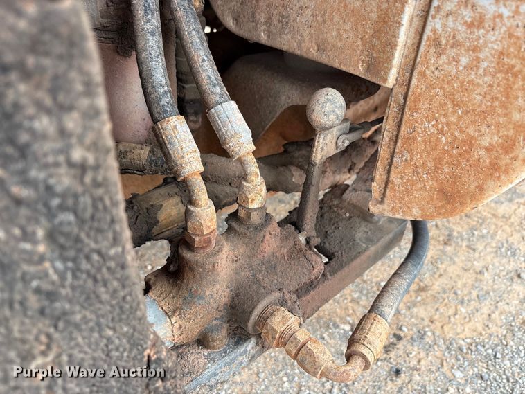 image for item EA7669 1998 Chevrolet C3500 dump bed pickup truck