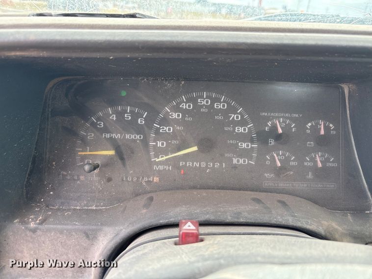 image for item EA7669 1998 Chevrolet C3500 dump bed pickup truck