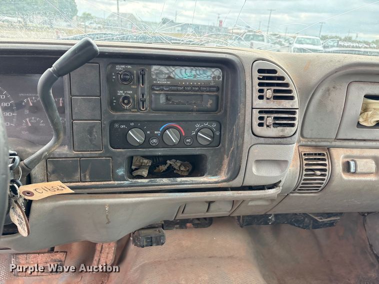 image for item EA7669 1998 Chevrolet C3500 dump bed pickup truck