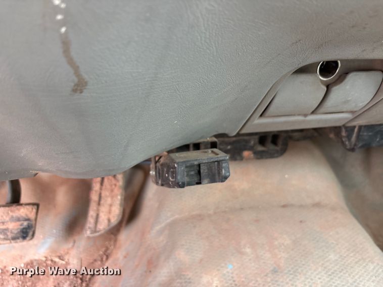 image for item EA7669 1998 Chevrolet C3500 dump bed pickup truck