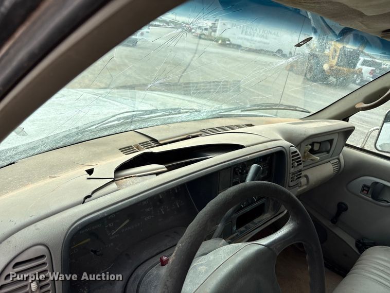 image for item EA7669 1998 Chevrolet C3500 dump bed pickup truck