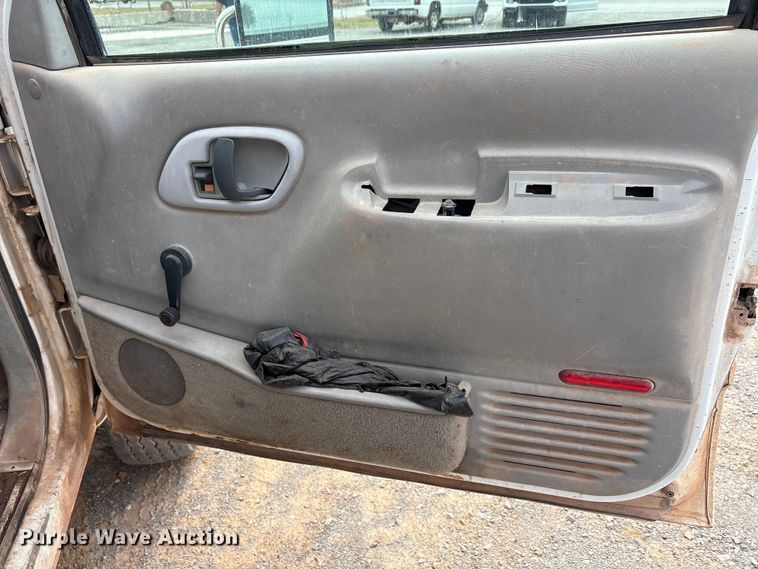 image for item EA7669 1998 Chevrolet C3500 dump bed pickup truck