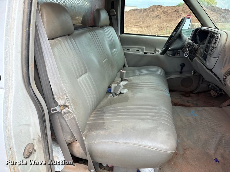 image for item EA7669 1998 Chevrolet C3500 dump bed pickup truck