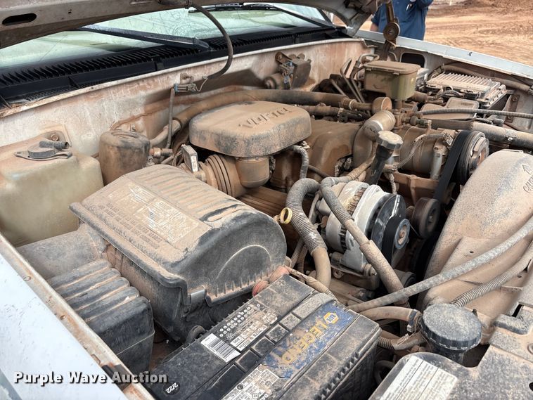 image for item EA7669 1998 Chevrolet C3500 dump bed pickup truck