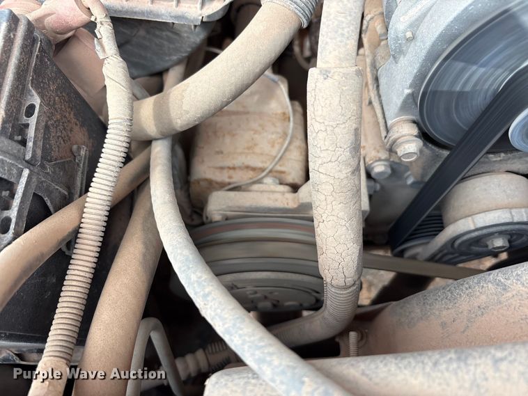 image for item EA7669 1998 Chevrolet C3500 dump bed pickup truck