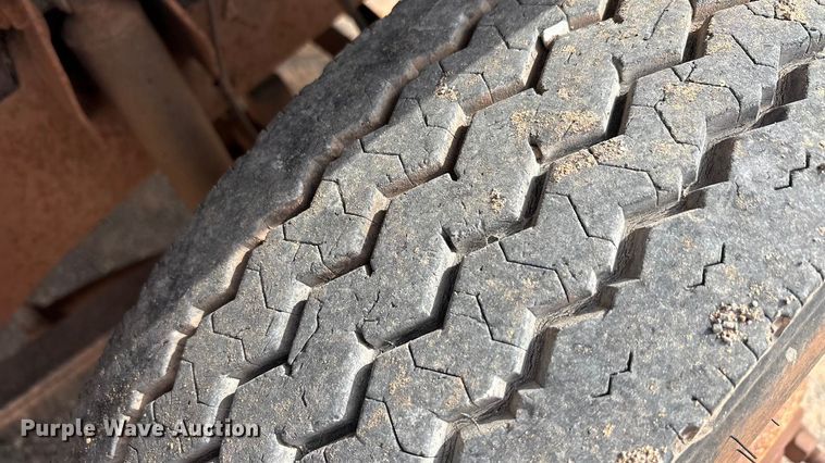 image for item EA7669 1998 Chevrolet C3500 dump bed pickup truck