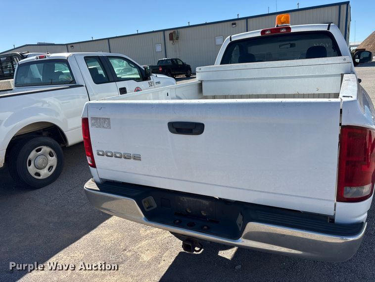 image for item EA7670 2002 Dodge Ram 1500 pickup truck
