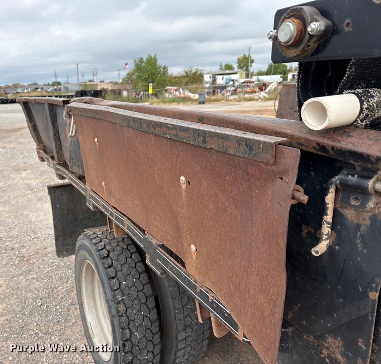 image for item EA7671 2009 Ford F450 Super Duty dump flatbed truck