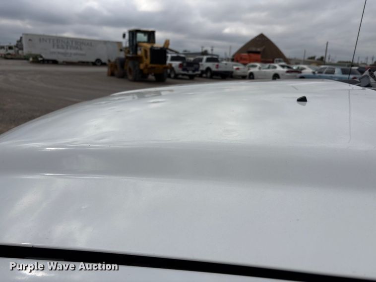 image for item EA7671 2009 Ford F450 Super Duty dump flatbed truck