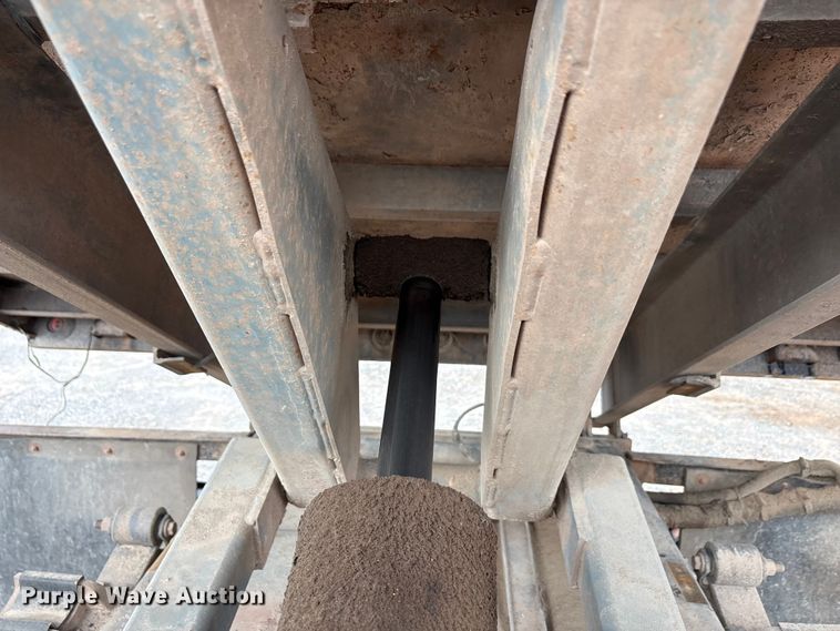 image for item EA7671 2009 Ford F450 Super Duty dump flatbed truck