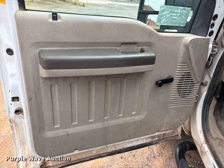 image for item EA7671 2009 Ford F450 Super Duty dump flatbed truck