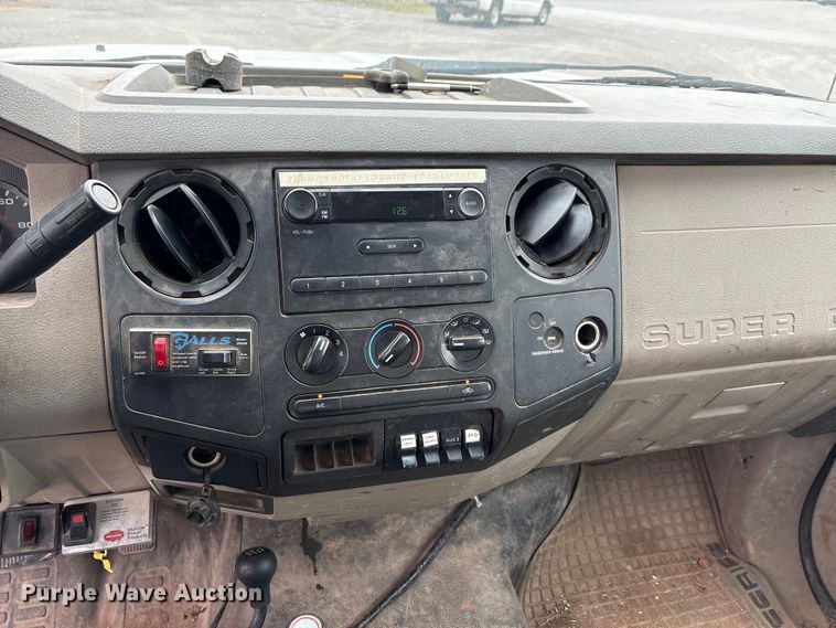 image for item EA7671 2009 Ford F450 Super Duty dump flatbed truck