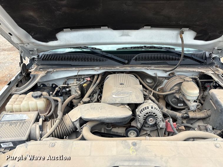 image for item EA7672 2006 Chevrolet Silverado 1500 pickup truck