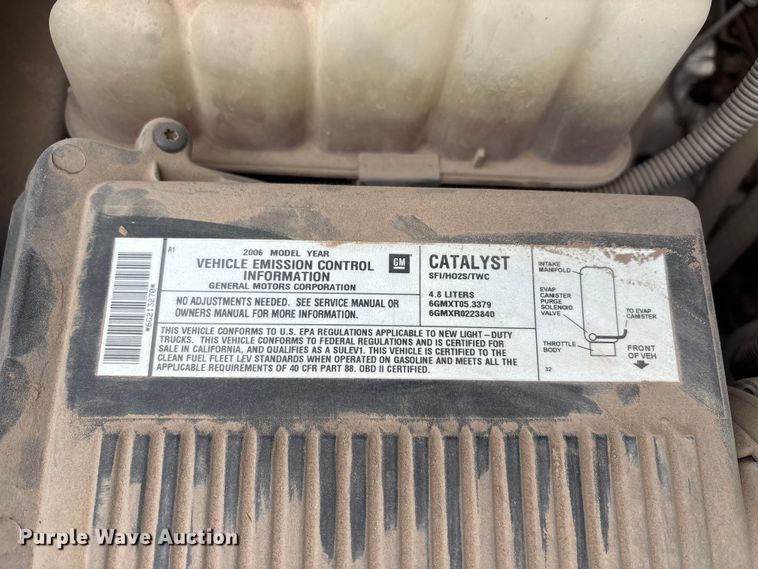 image for item EA7672 2006 Chevrolet Silverado 1500 pickup truck