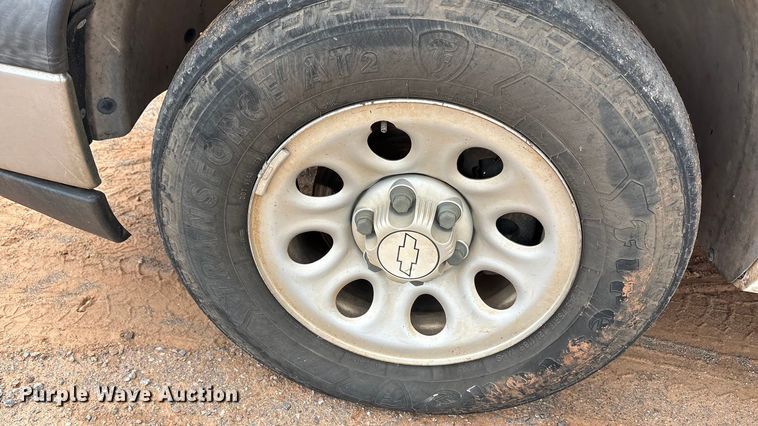 image for item EA7672 2006 Chevrolet Silverado 1500 pickup truck