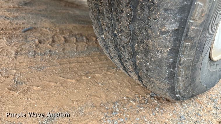 image for item EA7672 2006 Chevrolet Silverado 1500 pickup truck