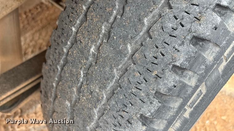 image for item EA7672 2006 Chevrolet Silverado 1500 pickup truck